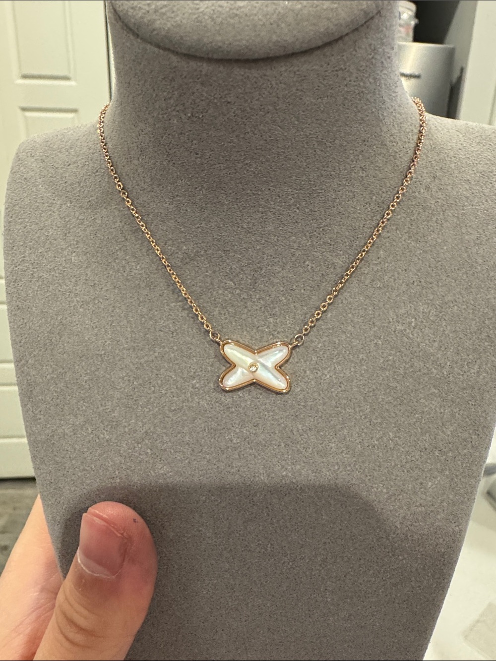 Chaumet Style Jeux de Liens Mother of Pearl Pendant Necklace for rimsha